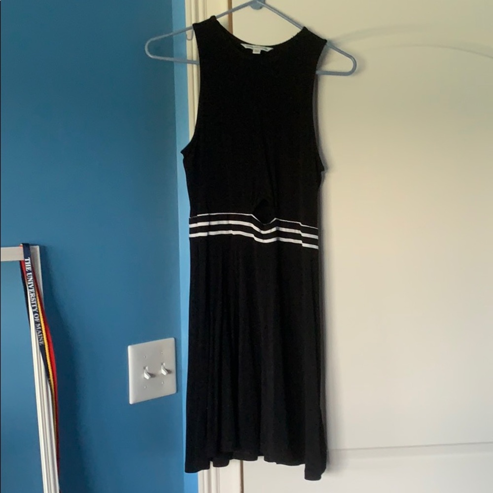 black/white keyhole AE dress